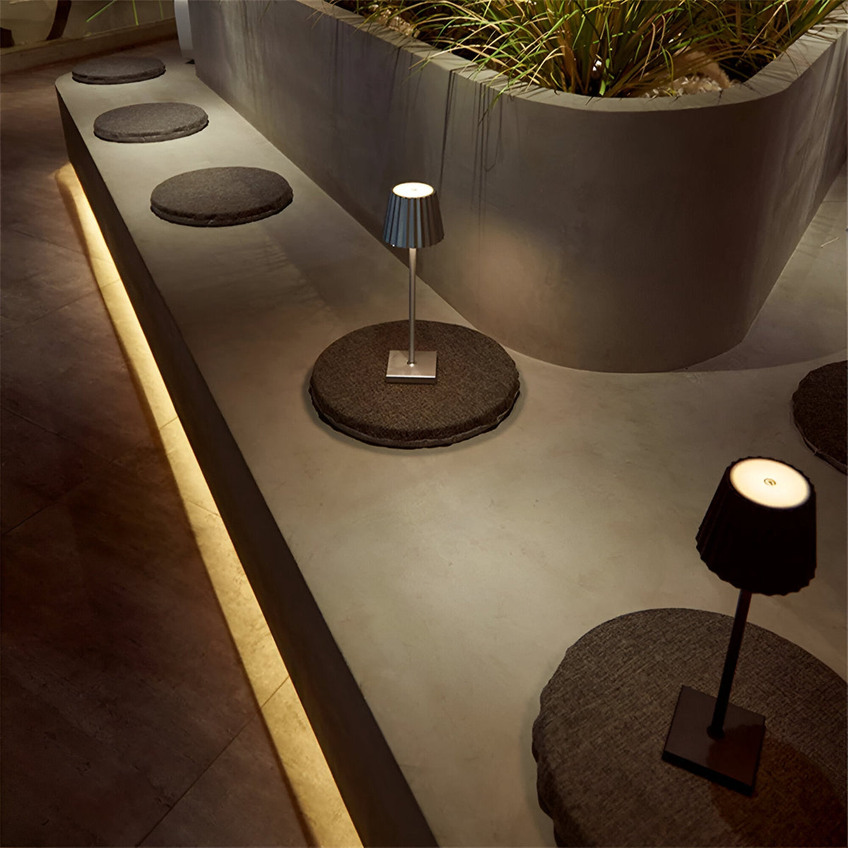 LaminaTouch Dimmable Cordless Rechargeable LED Table Lamp — product image 3