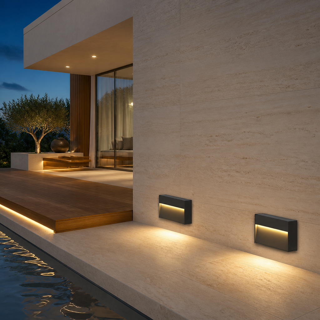 BeseGlow | Square LED Outdoor Wall Light