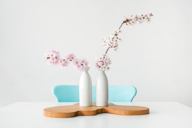 The Art of Mixing High-End and Thrifted Home Decor Pieces